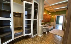 Apartment On Balabana Street