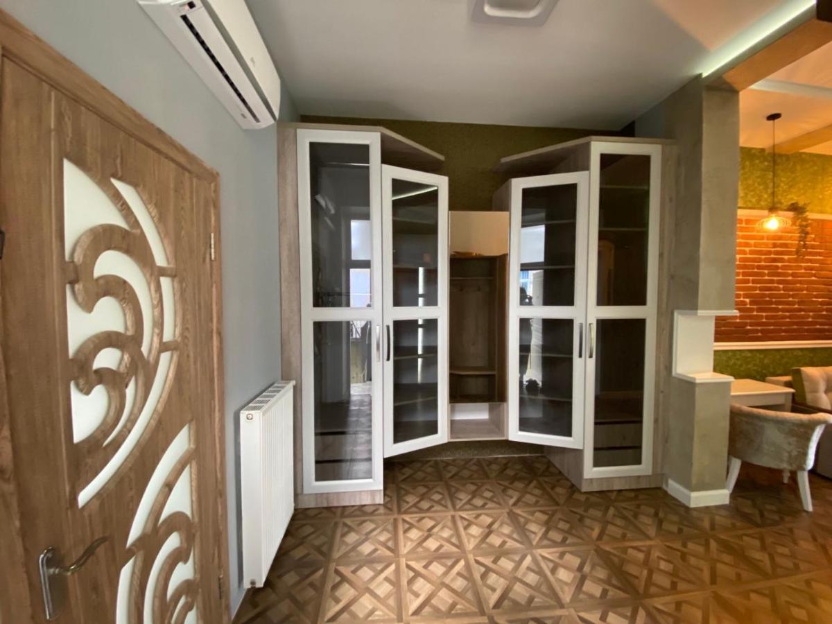 Apartment On Balabana Street Львов Экстерьер фото
