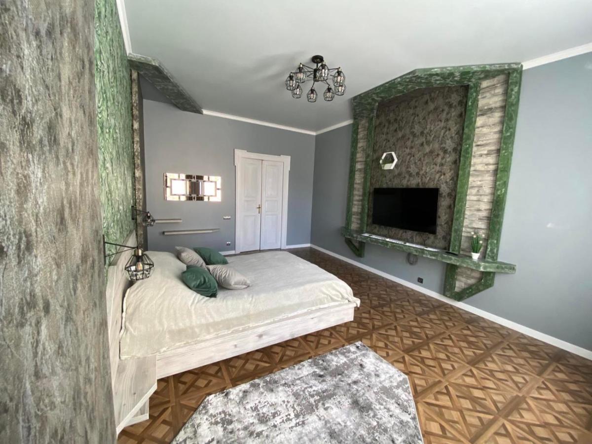 Apartment On Balabana Street Львов Экстерьер фото